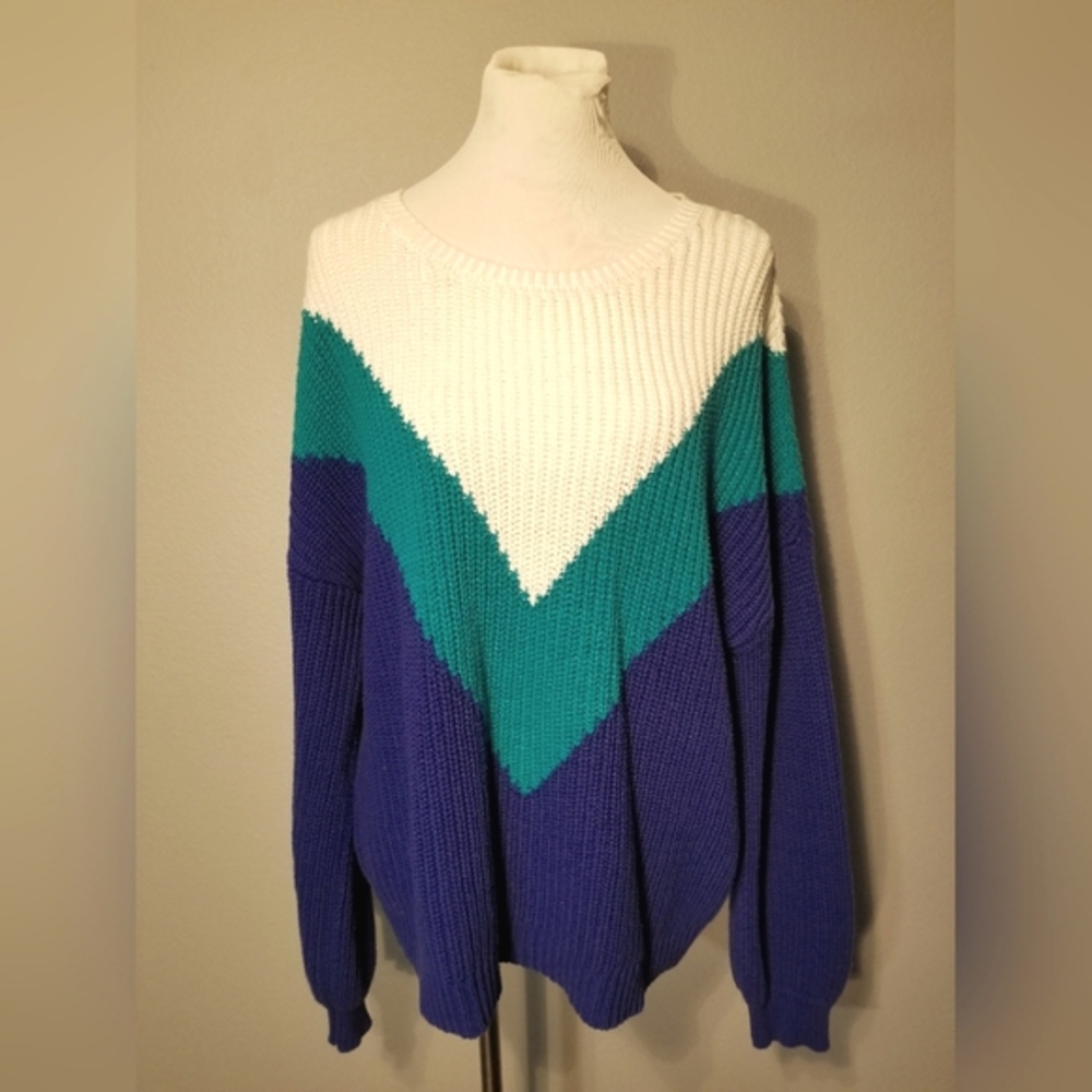 Time and Tru XL Blue, Teal, and White Oversized Sweater
